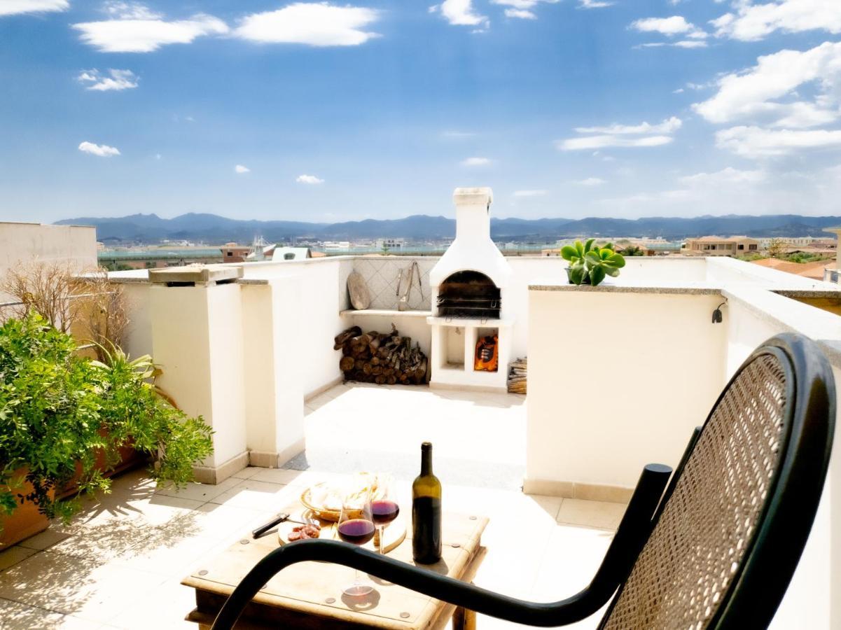 Penthouse Attico Pop - Pms Casevacanze Olbia Exteriör bild